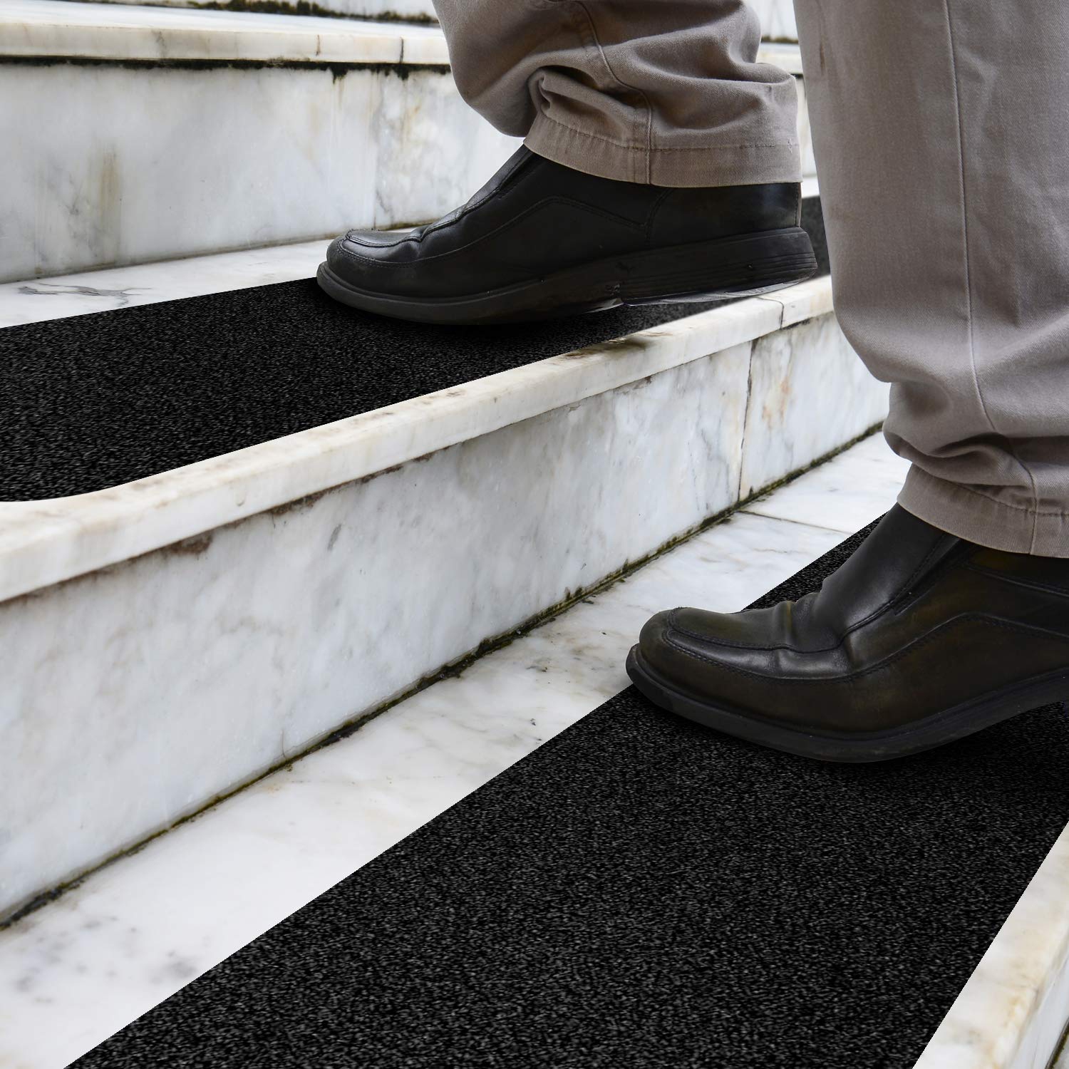 How to Lay Stairway Carpets