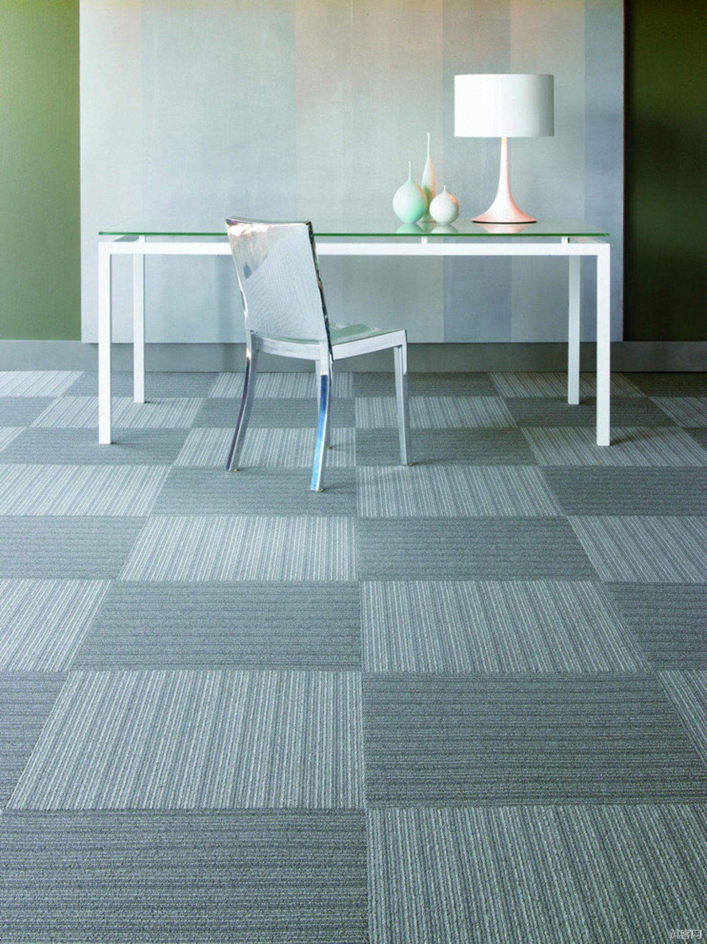 Office Carpet Tiles: Designing a Functional and Aesthetic Workspace