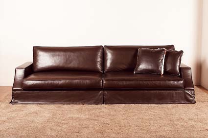 Title: Repairing a Leather Sofa: A Comprehensive Guide