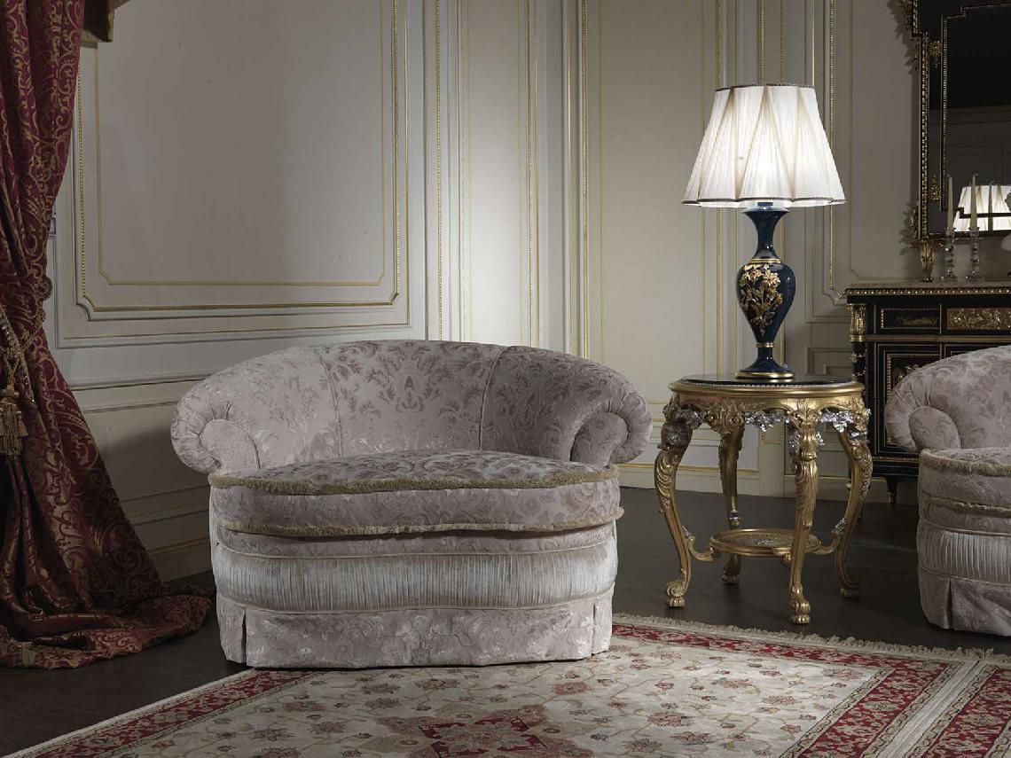 Title: The Enchanting World of Royal Sofas: Unraveling the Mystery and Allure of Palace Sofas