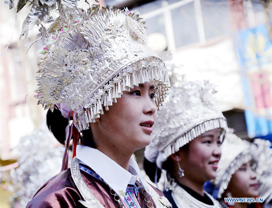 Title: The Curtains of Guizhou