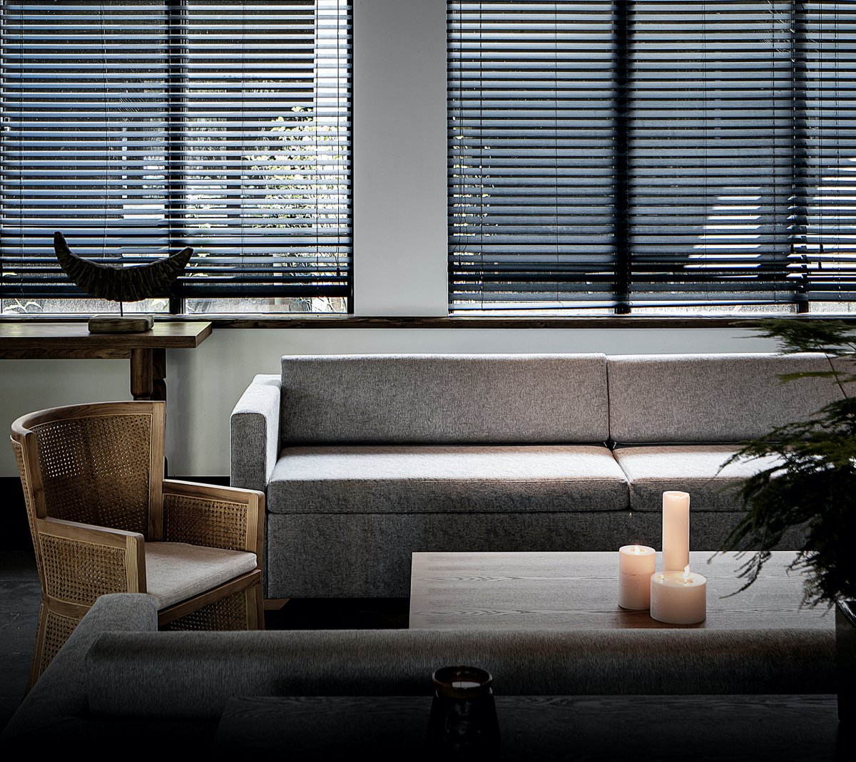 Title: Unveiling the Exquisite Elegance of Natuzzi Sofas: An In-depth Analysis