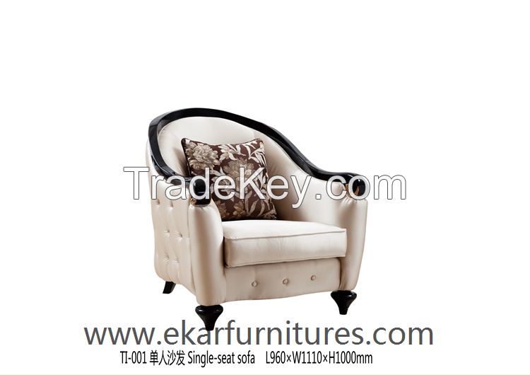 The Magnificence of Solid Wood Queen Chair Sofa: An Exquisite Blend of Comfort and Style