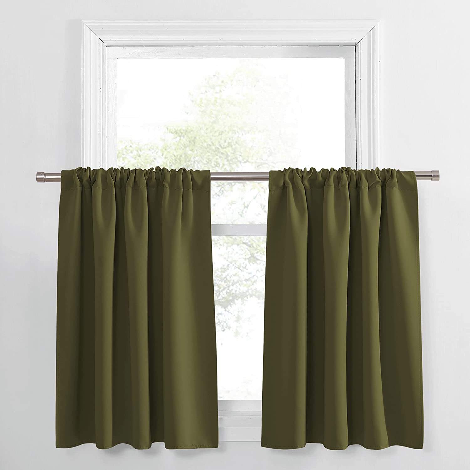 Title: The Classroom Curtains