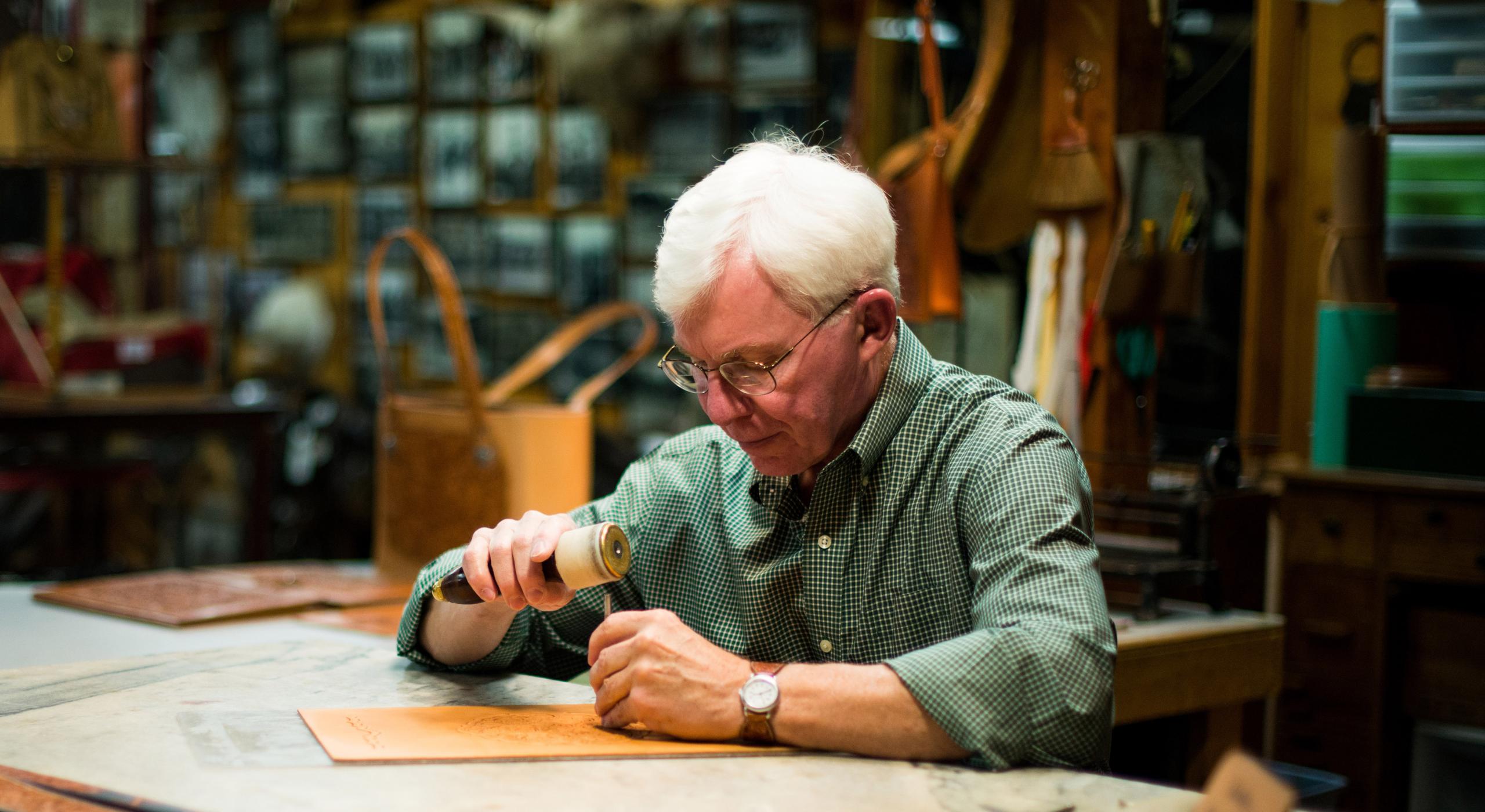 Title: The Art and Craft of Chinese Knots: A Masterpiece in Handcraftsmanship