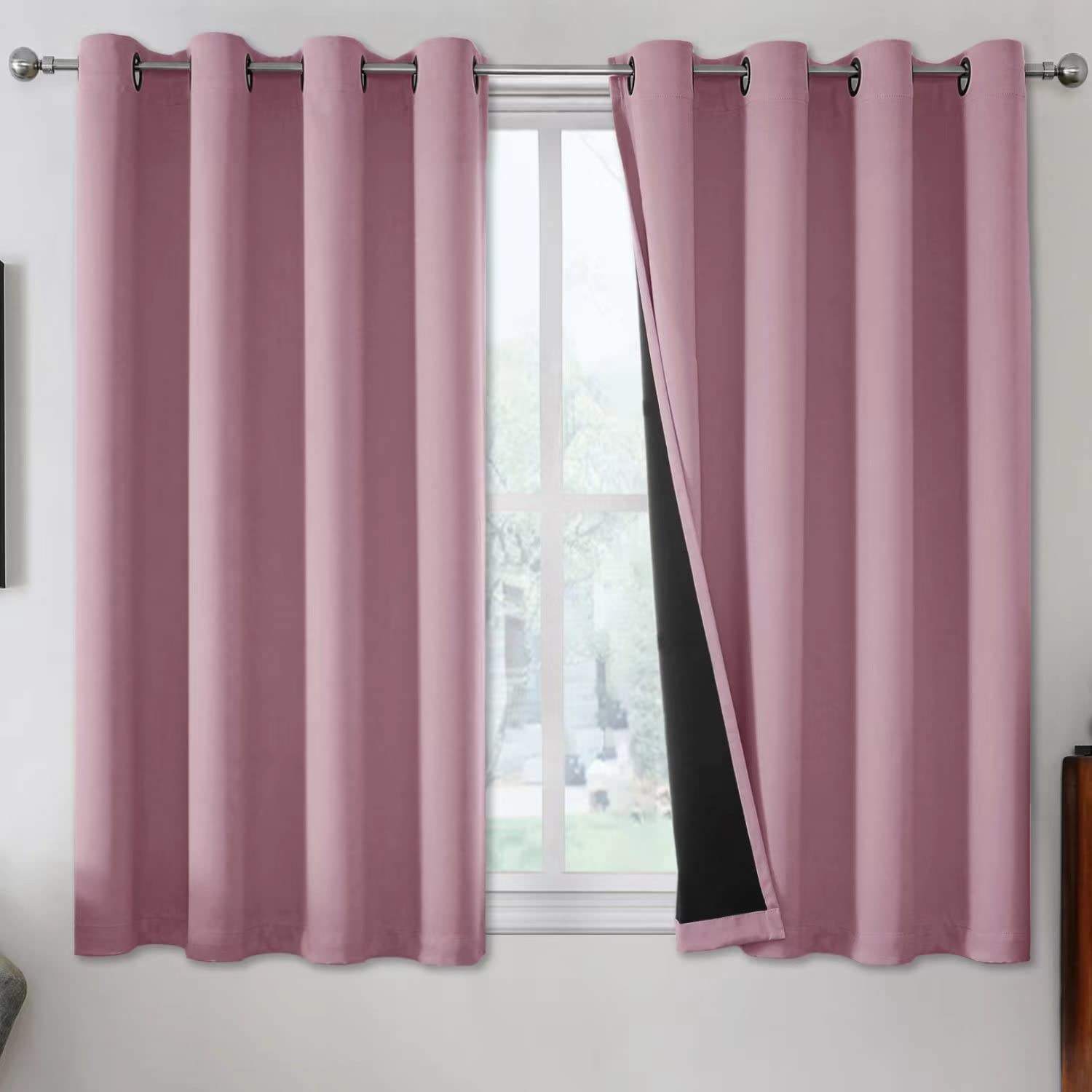 Title: What Kind of Curtains Are Suitable for a Small Window?