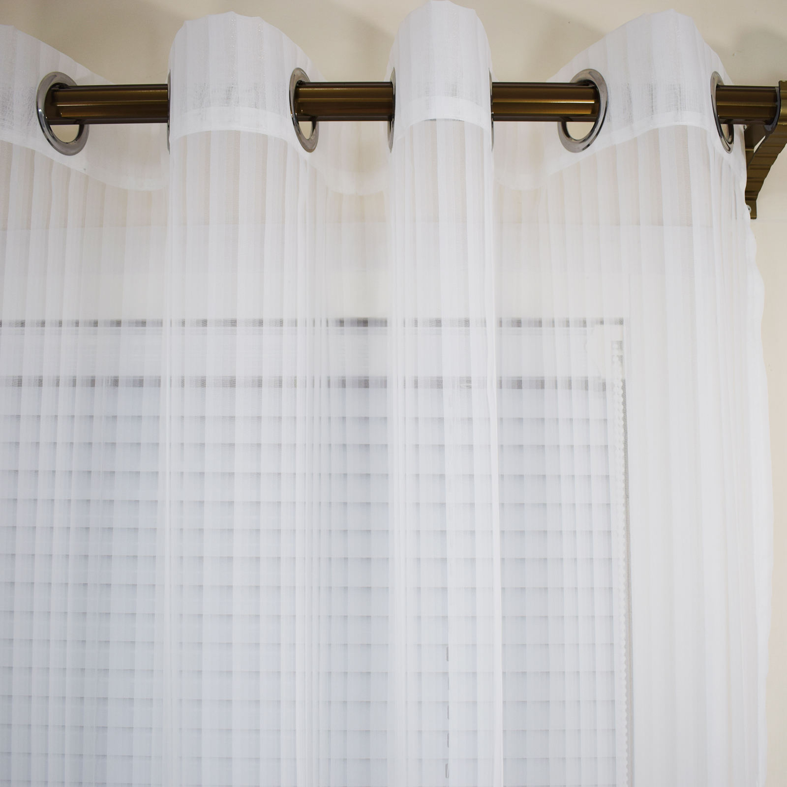 How to Clean Silk Curtains