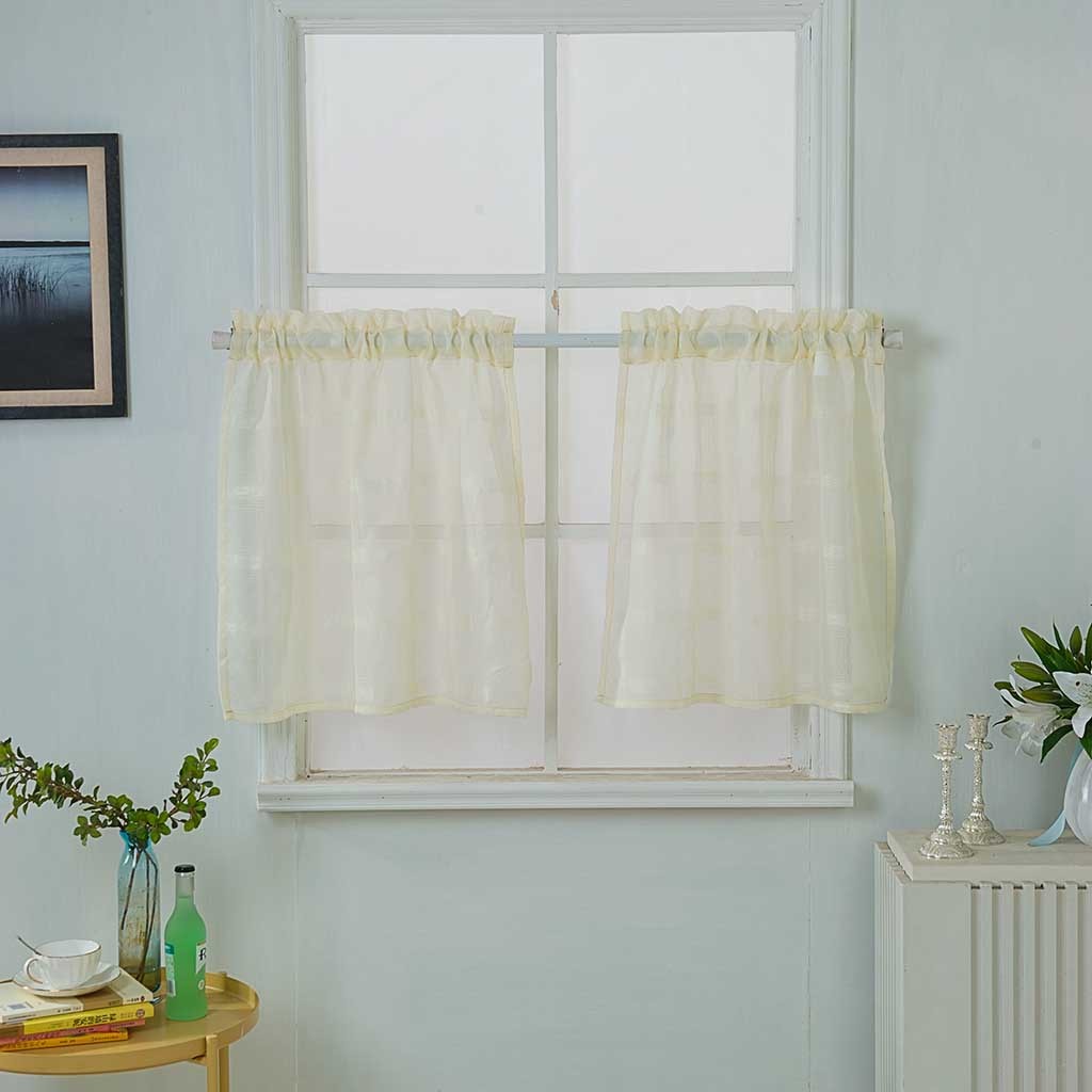 Should Kitchen Windows Have Curtains?