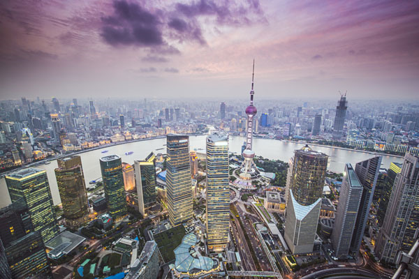 Title: The Curtains of Shanghai Textile Market