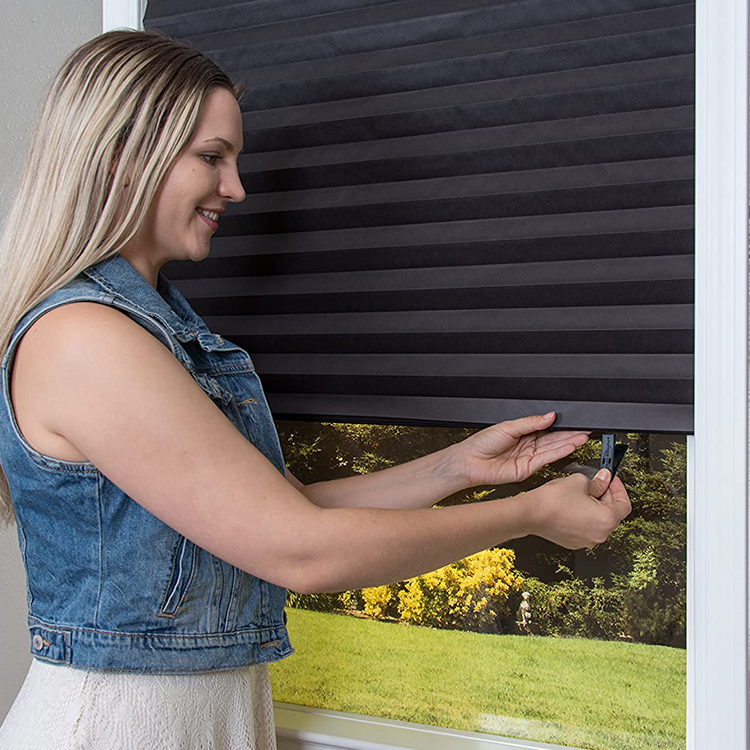 How to Remove and Clean a Punched Window Curtain