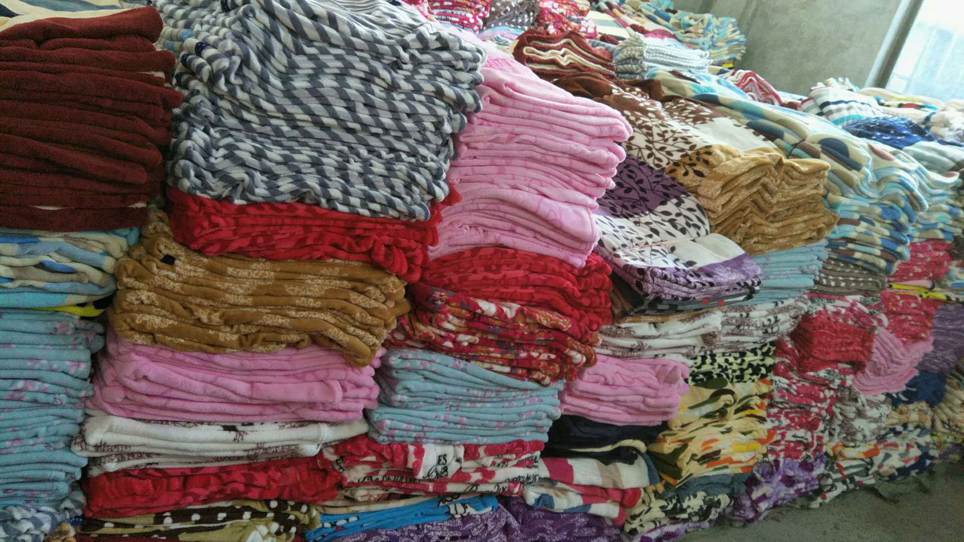 Title: The Nanning Curtain Fabric Wholesale Market