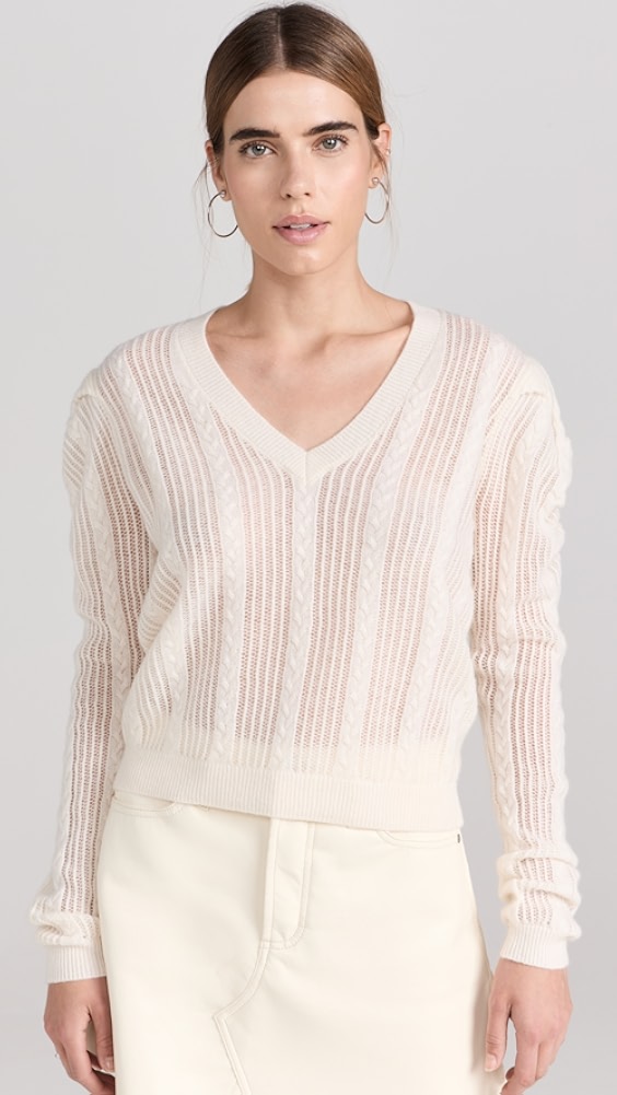 Title: The Unique Charm of Womens Cashmere Sweaters