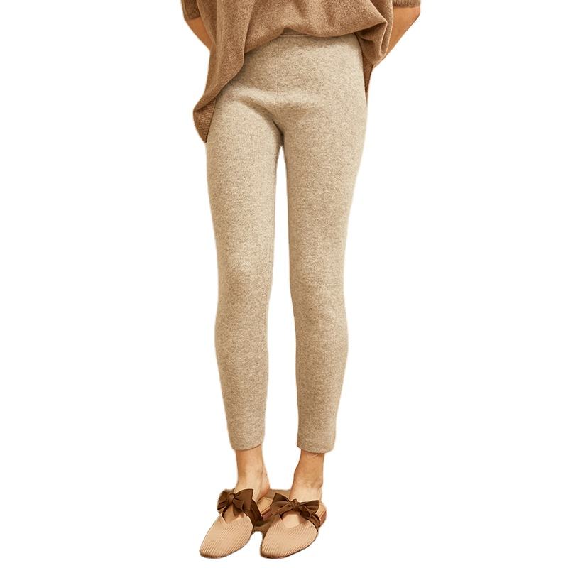 Title: Gentlemens Cashmere Thermal Pants: A Fashionable and Warm Solution for the Winter