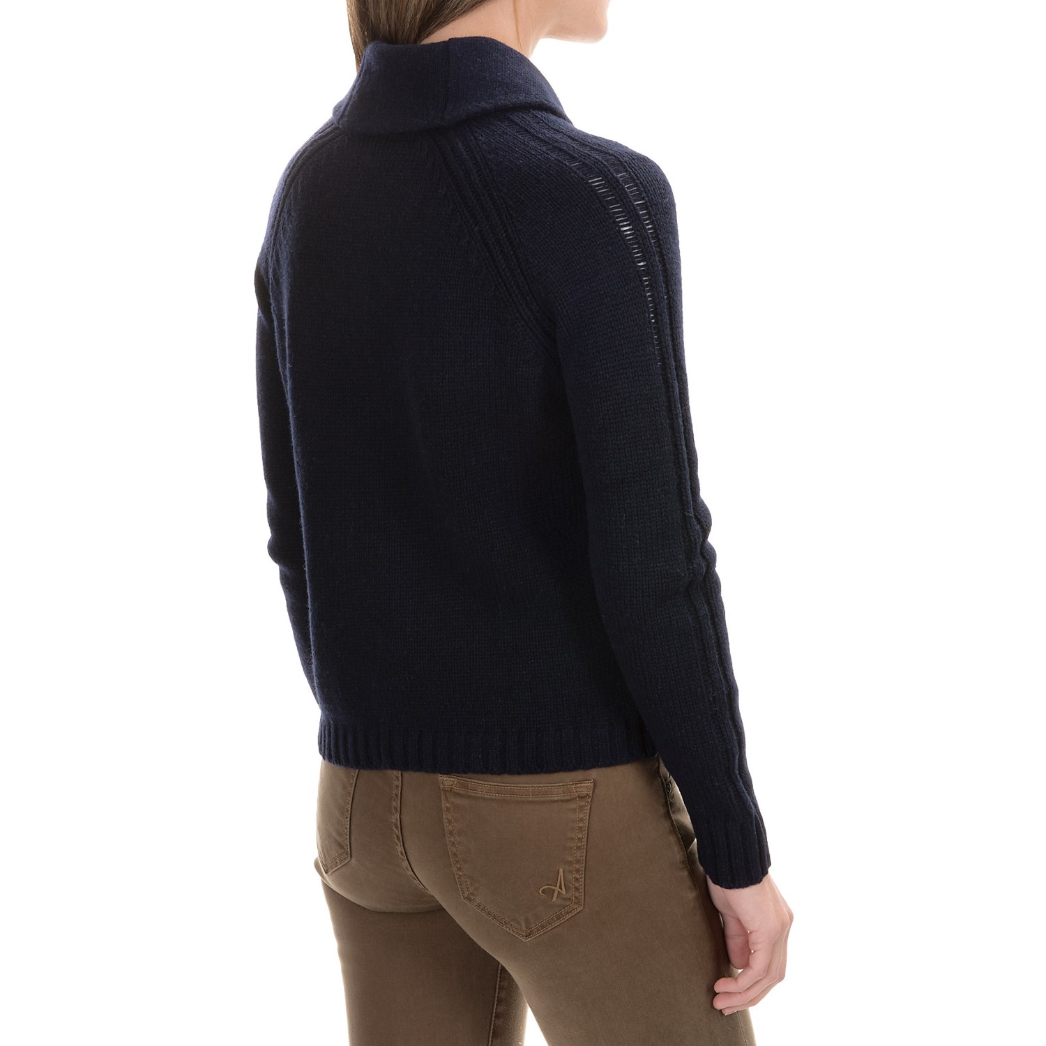 Title: The Unique Charm of Hengyuanxiang Lady Cashmere Sweater