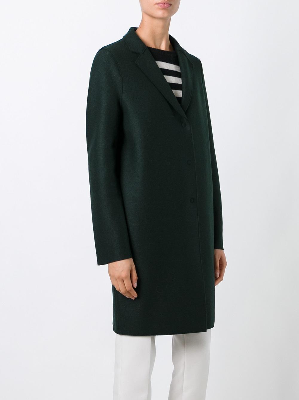 Title: Green Cashmere Coat: Fashionable and Sustainable