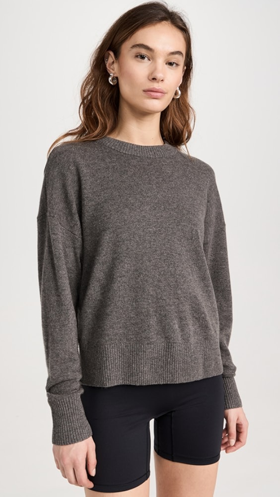 Title: The Difference between Cashmere and Woolen Sweaters