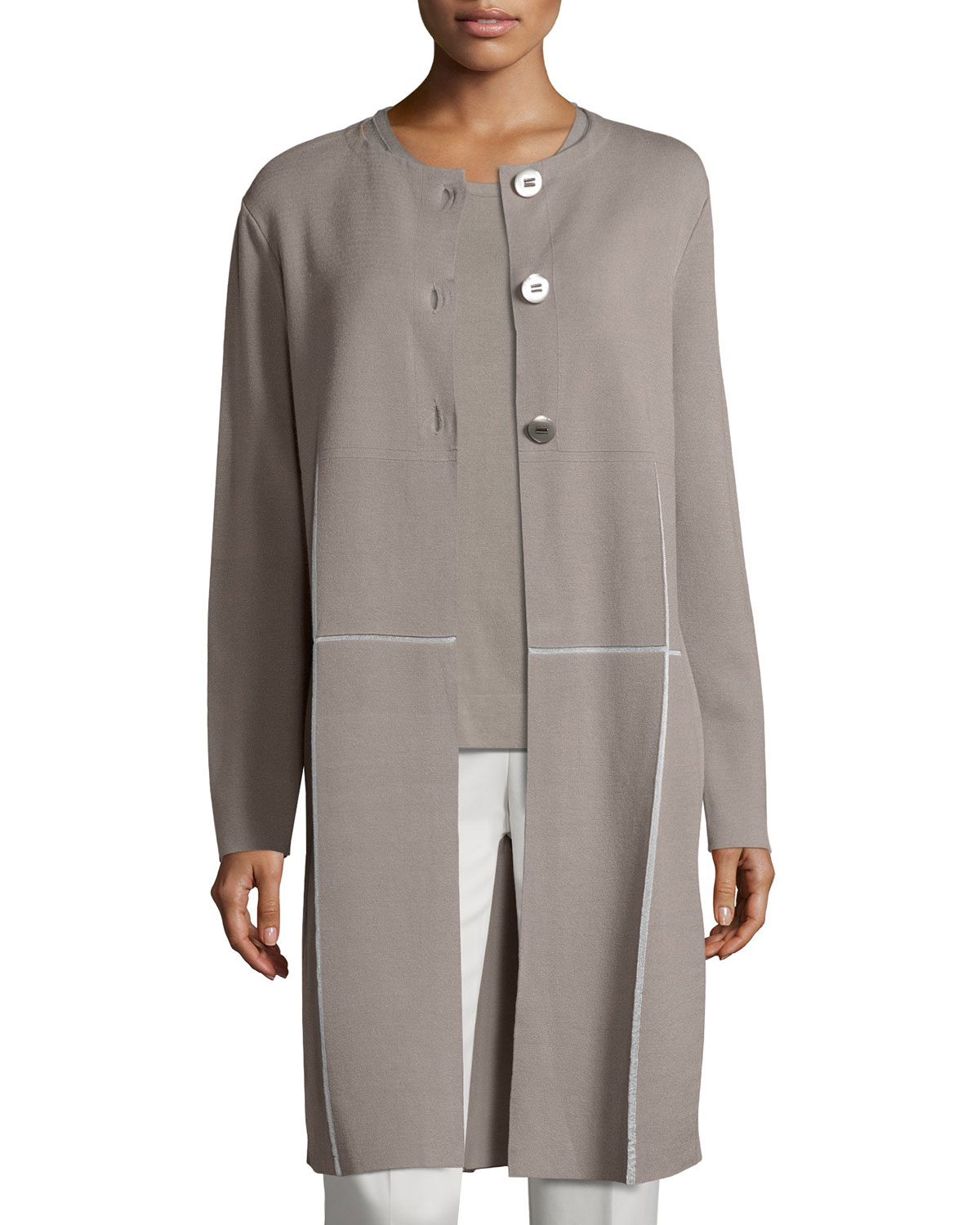 Title: Meters-Long Double-Sided Cashmere Coat Pairing