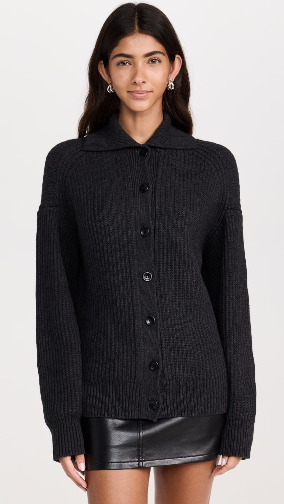 The Philosofi Cashmere sweater: A timeless classic