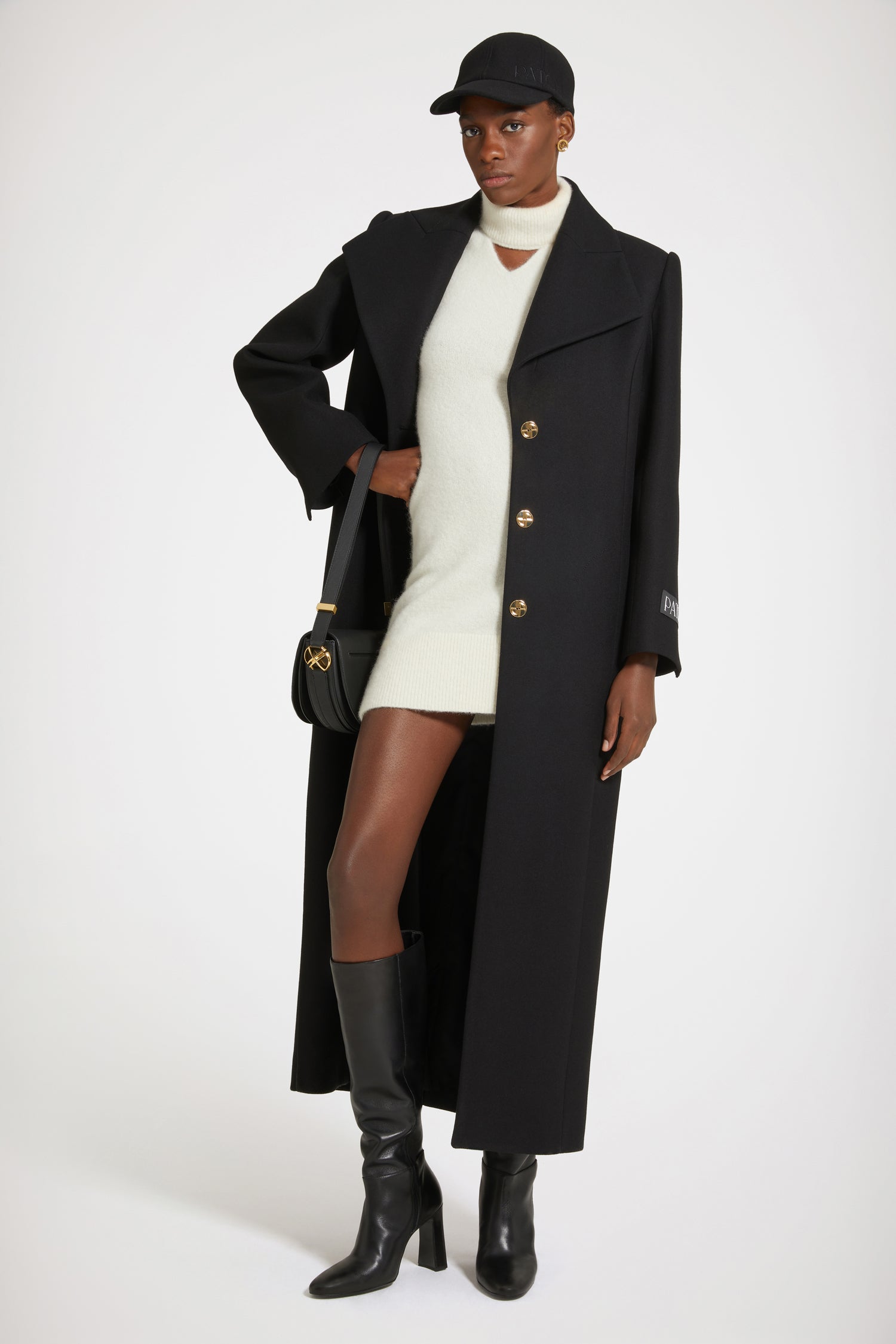 Title: The Perfect Ladys Cashmere Coat: A Long-Length Option