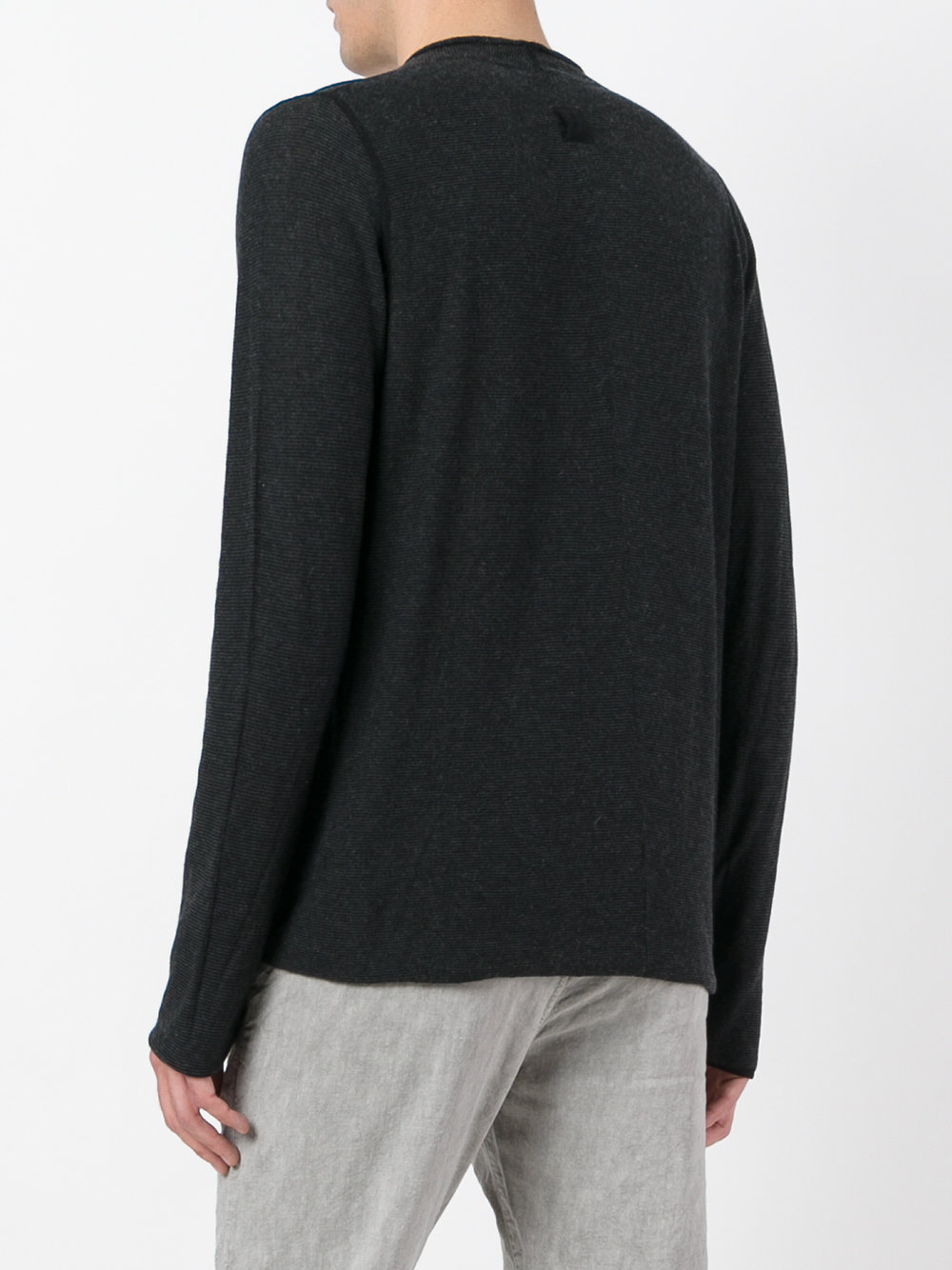 V-neck Cashmere Sweater: What to Wear Inside?