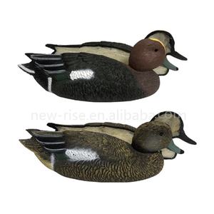 Title: Black Duck Feather vs. White Duck Feather: A Comparison of Quality and Performance