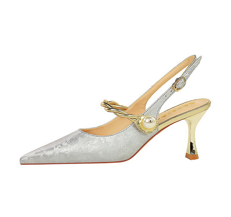 Title: Golden Bird Leather Shoes for Women: Prices and Styles