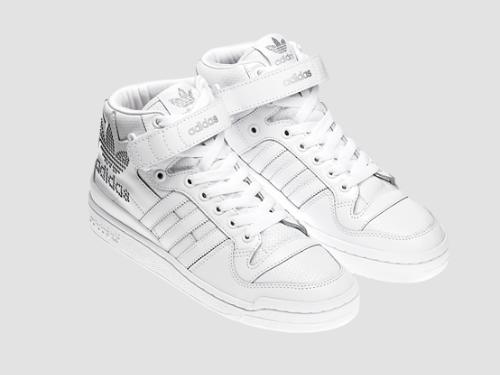 Title: Adidas Real Leather Sneakers: Fashion and Functionality Meet