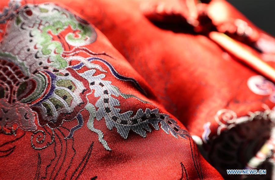 Title: The Silk-Covered Bedding of China